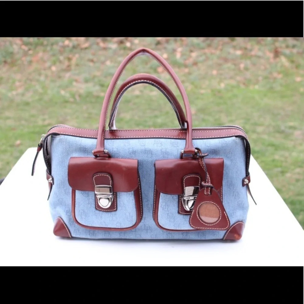 Dooney & Bourke double pocket tote